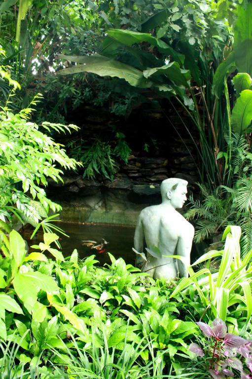 Hotel Club One Seven Gaymen Chiang Mai Exterior foto